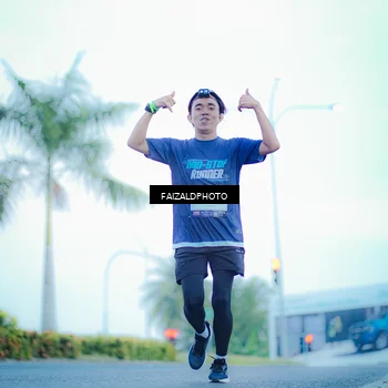 Runner Photo 7874249