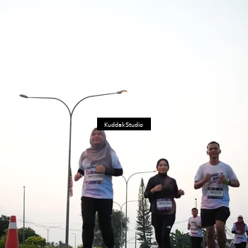 Runner Photo 7874261