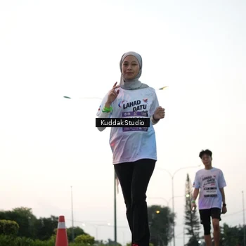 Runner Photo 7874268