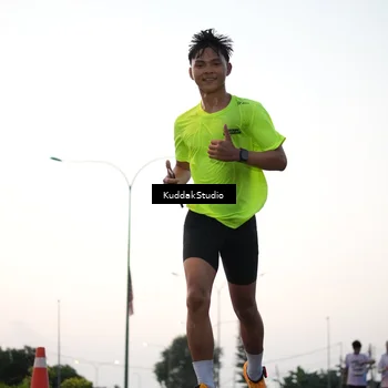Runner Photo 7874284