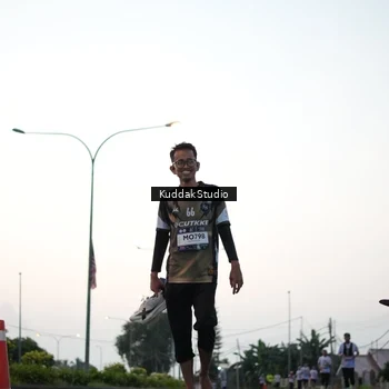 Runner Photo 7874287