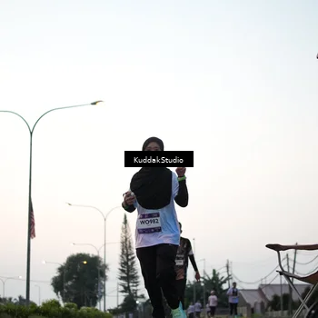Runner Photo 7874305