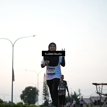 Runner Photo 7874306