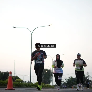 Runner Photo 7874323