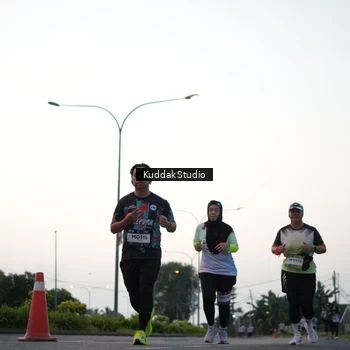 Runner Photo 7874324