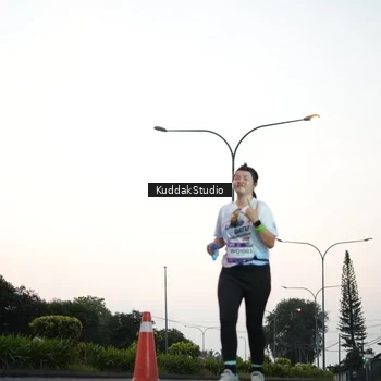 Runner Photo 7874334