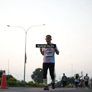 Runner Photo 7874337