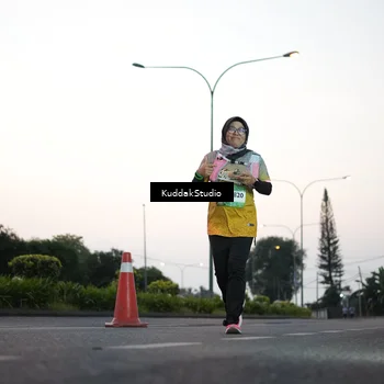 Runner Photo 7874352