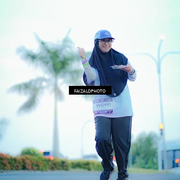 Runner Photo 7874357
