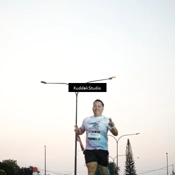 Runner Photo 7874358