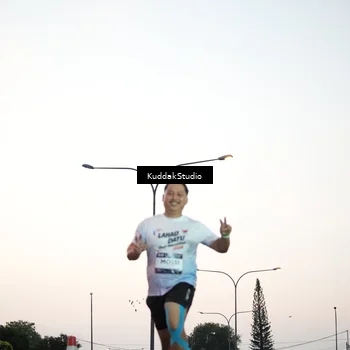 Runner Photo 7874359