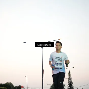 Runner Photo 7874367