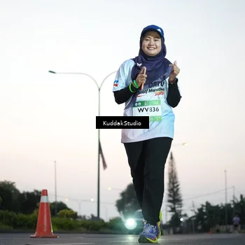 Runner Photo 7874372