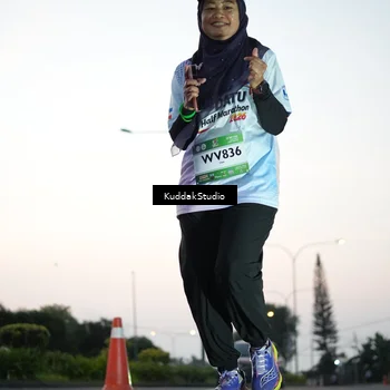 Runner Photo 7874374