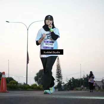 Runner Photo 7874375