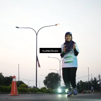 Runner Photo 7874379