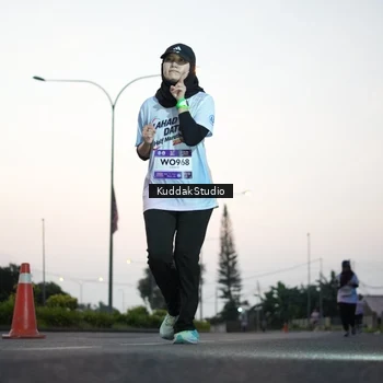 Runner Photo 7874381