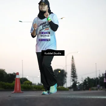 Runner Photo 7874385