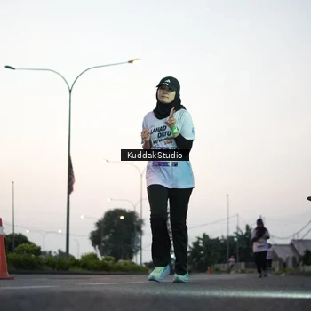 Runner Photo 7874388