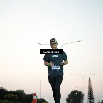 Runner Photo 7874391