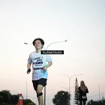 Runner Photo 7874409