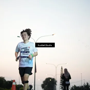 Runner Photo 7874414
