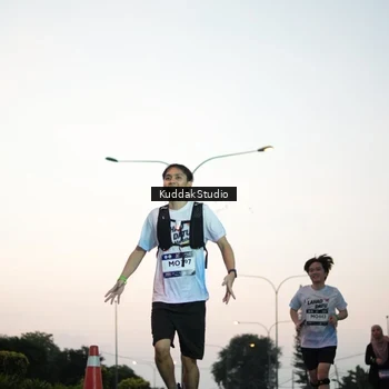 Runner Photo 7874417