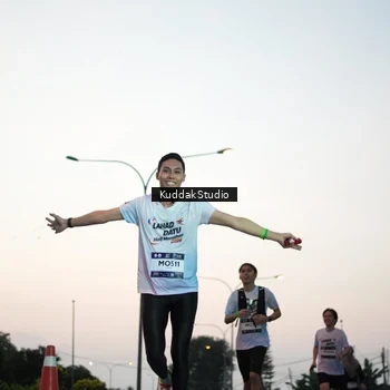 Runner Photo 7874419