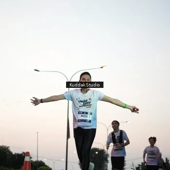 Runner Photo 7874421