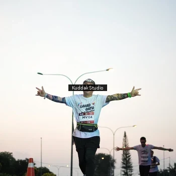 Runner Photo 7874422