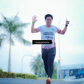 Runner Photo 7874455