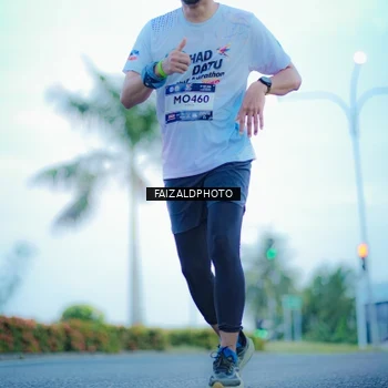 Runner Photo 7874460