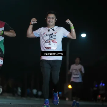 Runner Photo 7874475