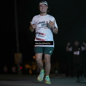 Runner Photo 7874497