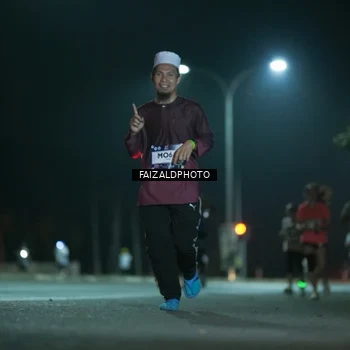 Runner Photo 7874548