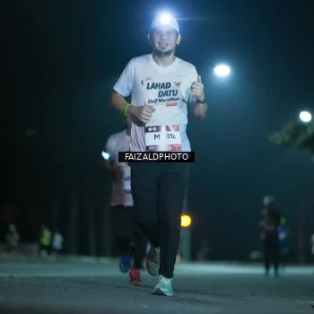 Runner Photo 7874554