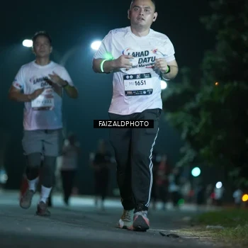 Runner Photo 7874603