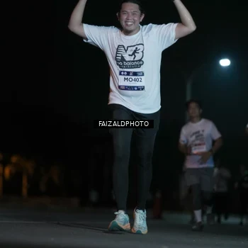 Runner Photo 7874606