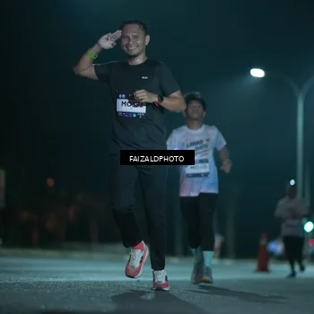 Runner Photo 7874637
