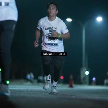 Runner Photo 7874658