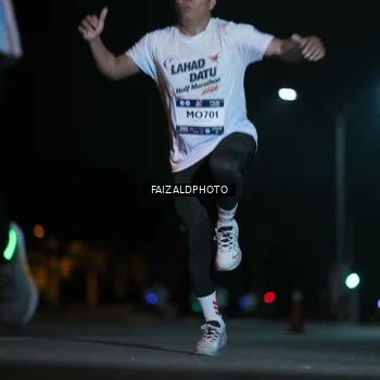 Runner Photo 7874659
