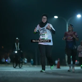 Runner Photo 7874670