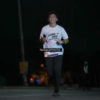 Runner Photo 7874677