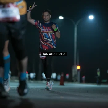 Runner Photo 7874684