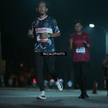 Runner Photo 7874702