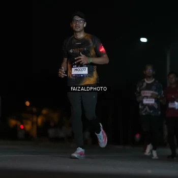 Runner Photo 7874703