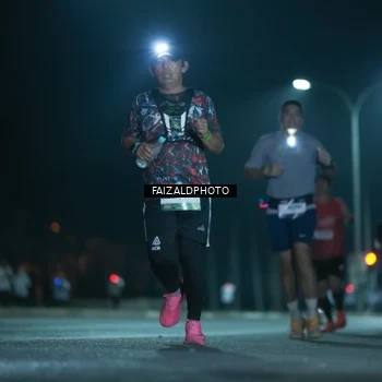 Runner Photo 7874712