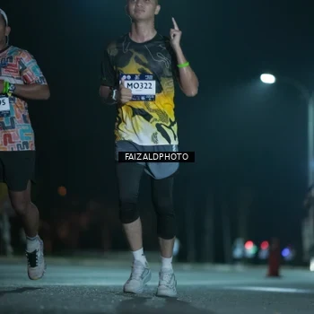 Runner Photo 7874717