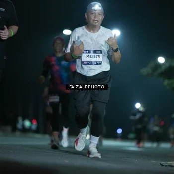 Runner Photo 7874720