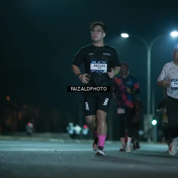 Runner Photo 7874725